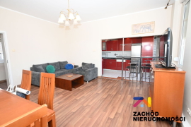 Lokal 80m2 w Śródmieściu